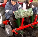 Посадка картошки с оператором
